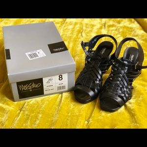 Mossimo Petrova Black gladiator/huarache heel - 8m